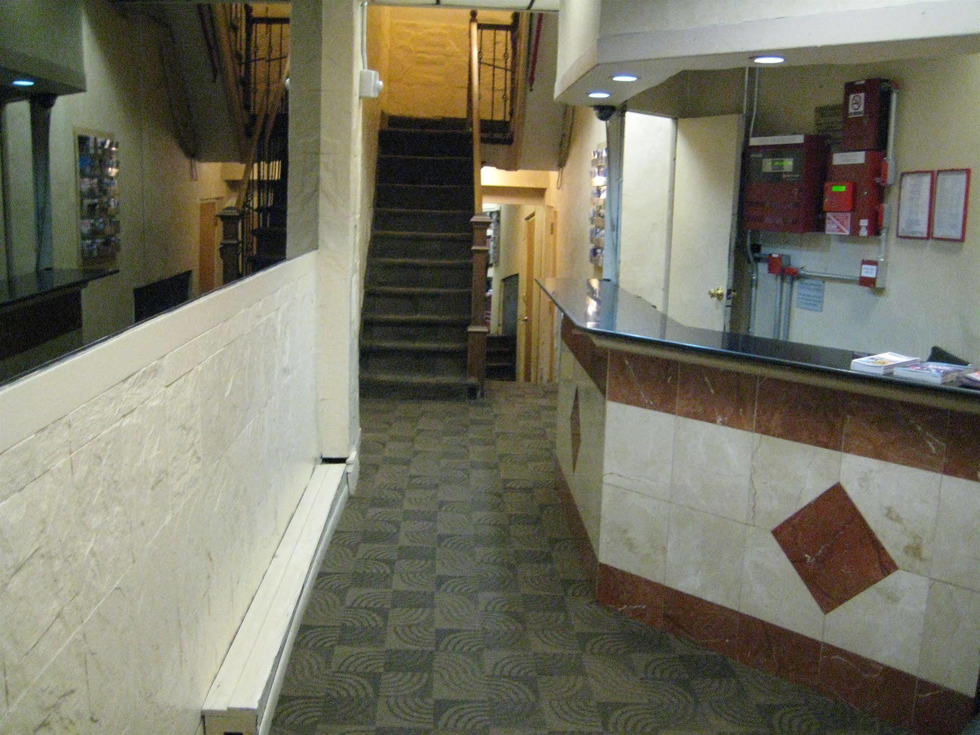 New York Inn Εξωτερικό φωτογραφία